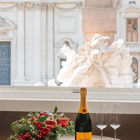 Rhea Silvia Luxury Navona-2
