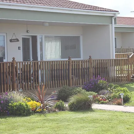 Seaview Cottage-3