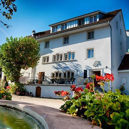 Gasthof&Pension Hirschen-Stetten-2