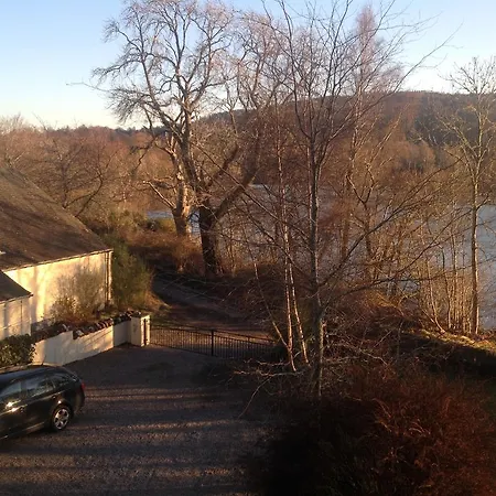 Lochview Guesthouse-2