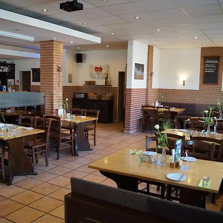 Akazienhof Hotel & Brauhaus-2
