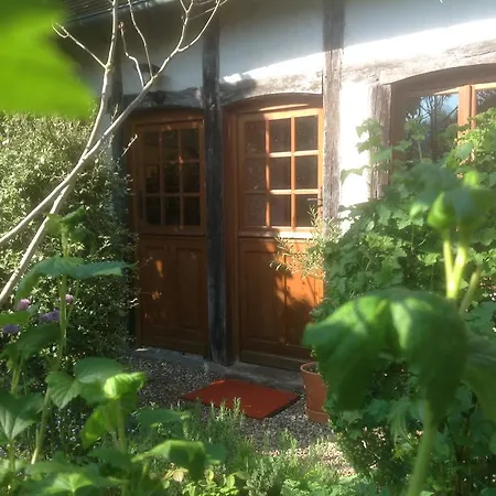 Au Fond Du Jardin Maison D'Hotes-2