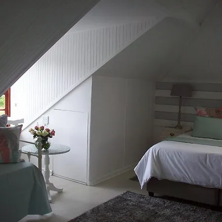 Guest House Ascot Place-3