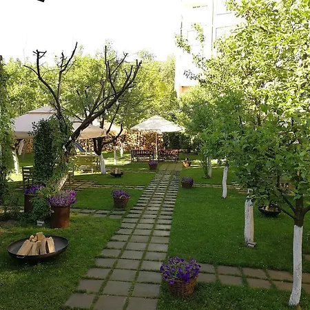 Pensiune Restaurant La Cassa-2
