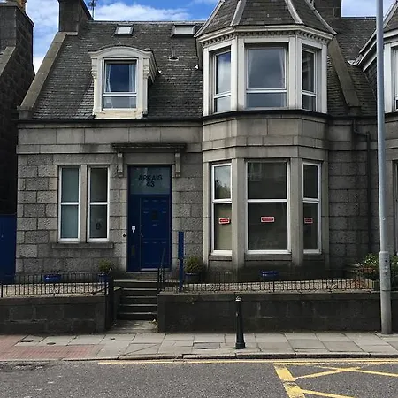 Arkaig Guest House-2