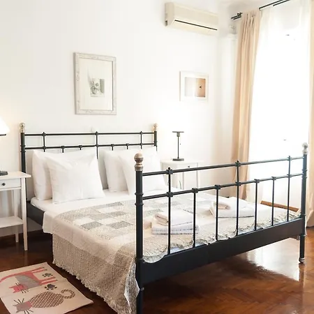 Indigo Inn Rooms-3