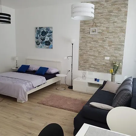 Guest House Adriatic-3