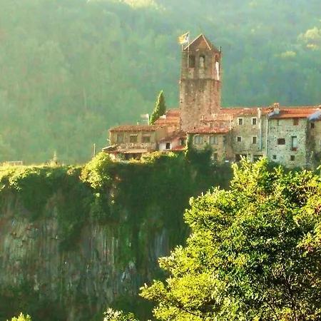 Hostal Mont-Rock-3