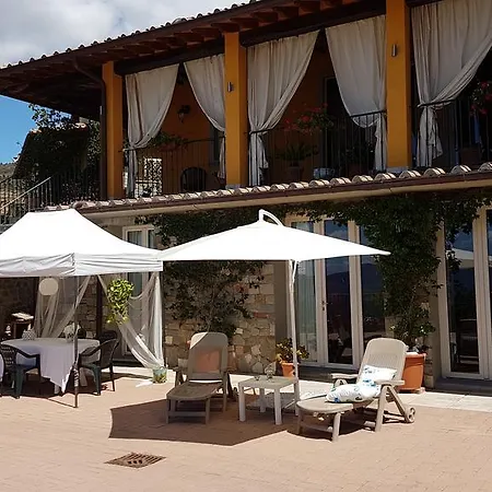 Villa Lucrezia-2