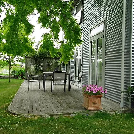 Korohi Vineyard Bnb-2