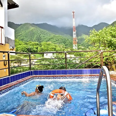 Hostal Rancho Aparte-3
