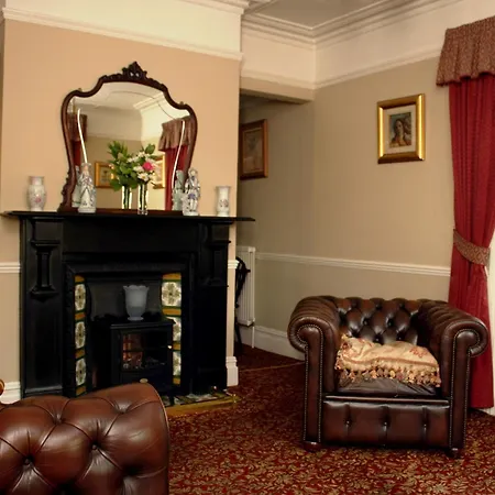 Victoria Lodge Guest House-3