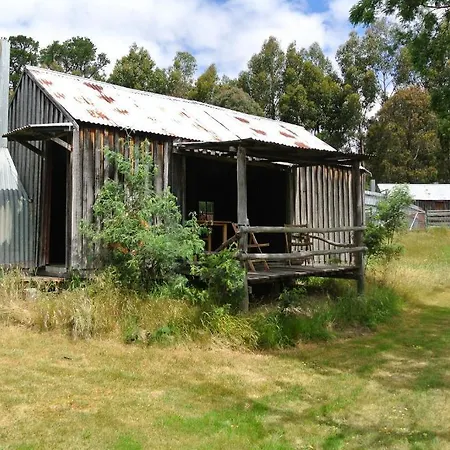 Hamlet Downs Country Accommodation-3