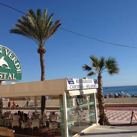 Hostal Delfin Verde-2