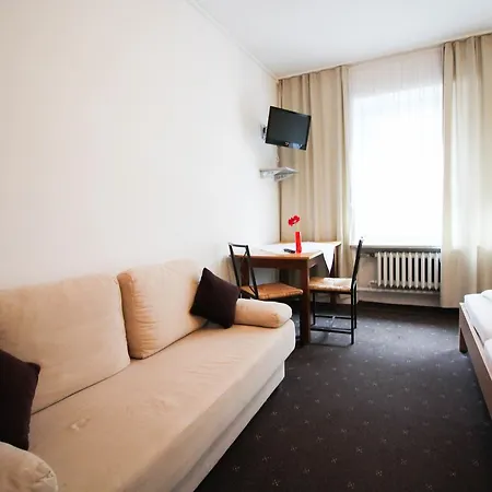 Pension/Guesthouse am Hauptbahnhof-3