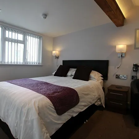 Farnham Hotel-3