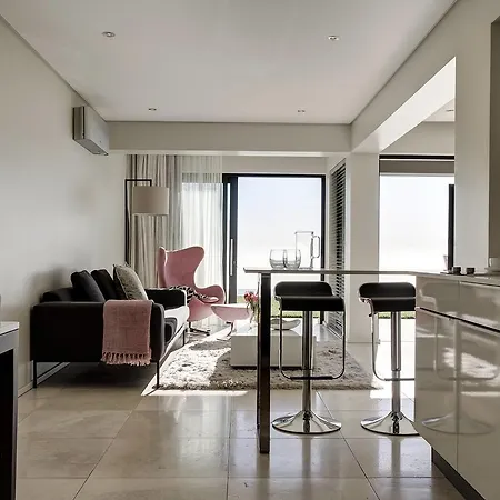 Cb-One Luxury Stay-3