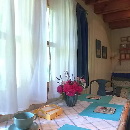 Rosehill Cottage-2