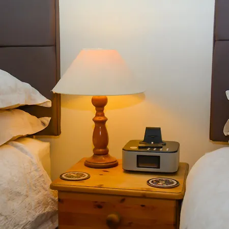 Clarke Cottage Guest House-3