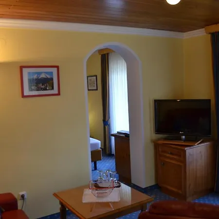 Hotel Alpenresi-3