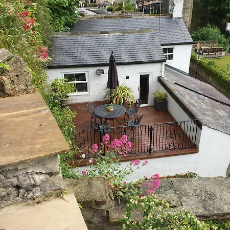 Teardrop Cottage-3