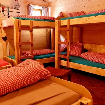 Hostel Weisses Rössl-2