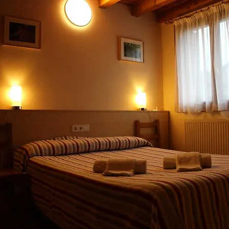 Hostal Ezkaurre-3