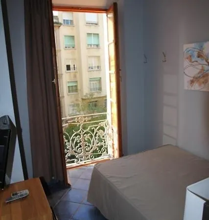 Hostal Plaza Ruiz-2