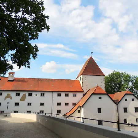 Gästehaus Mälzerei auf Schloss Neuburg am Inn-3