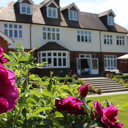 Ditton Lodge-3