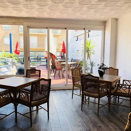 Hostal Univers-2