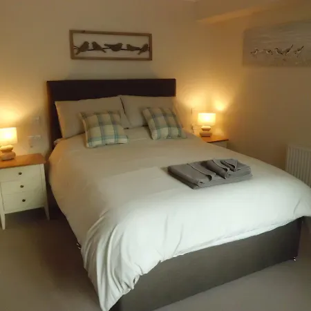 Fair Winds Guest House-2