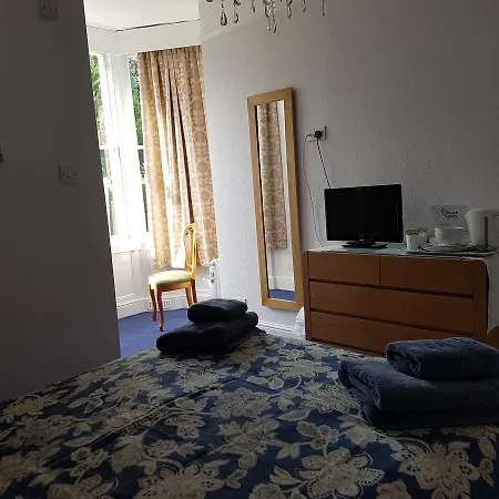 Alexandra Lodge Guest House-2