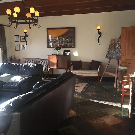 Cheetah Lodge Guest House-2