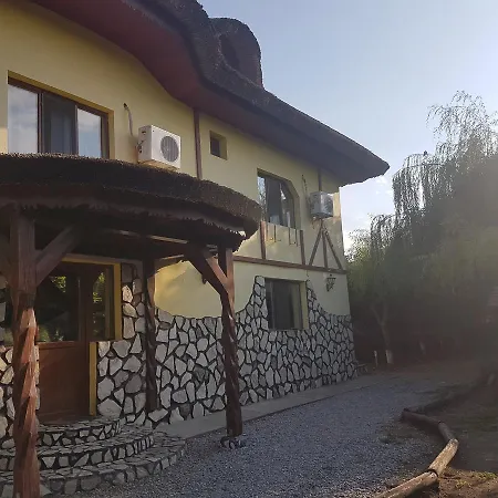 Constantin Si Elena-3