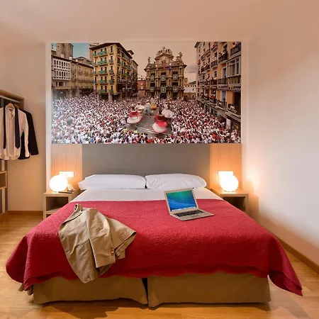 Iraipe Pamplona Hostal Auto Check-In-3