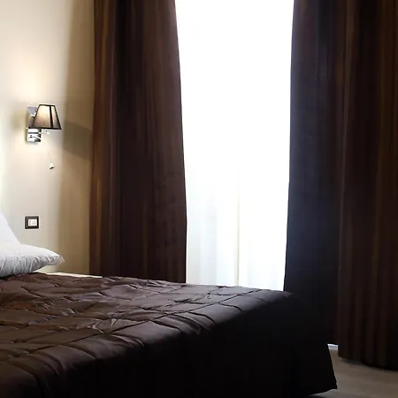 Piccolo Di Piazza Di Spagna Suites-2