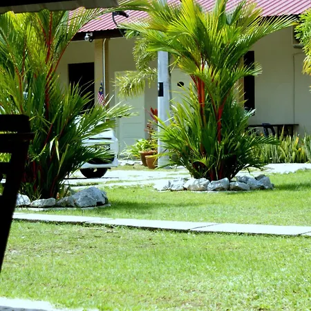 Pemandangan Indah Guest House - Look Out Point Villa--2