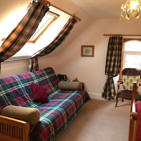 Rossmor Bed & Breakfast-3