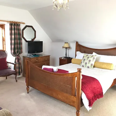 Rossmor Bed & Breakfast-2