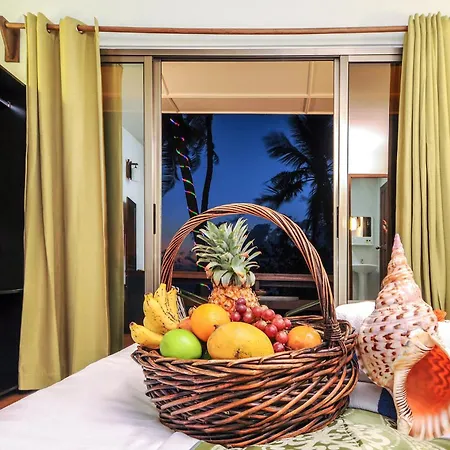 Salt Beach Hotel at Maafushi-2