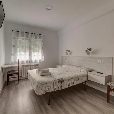 Hostal Lar-2