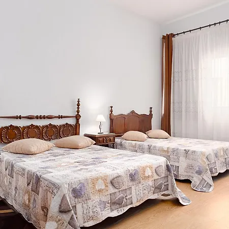 Almada Guest House-3