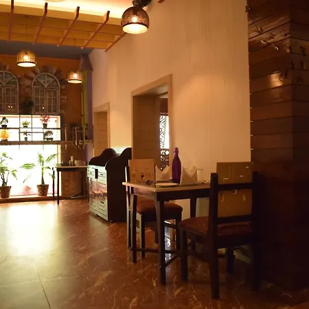 Hotel Hari Vilaas-3