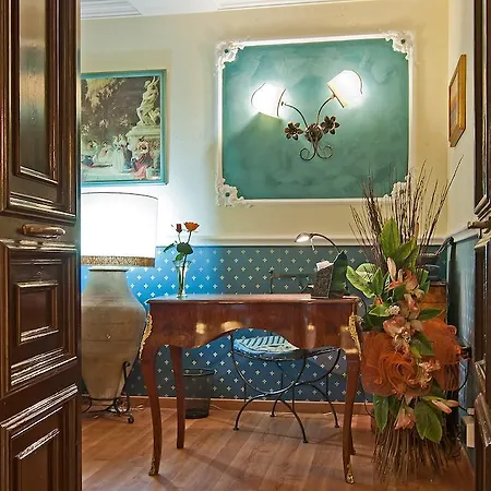 Residenza Antica Roma-2