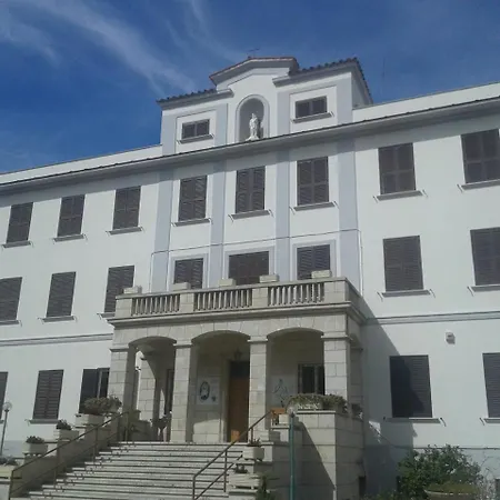 Ostello Villa Monte Mario-3