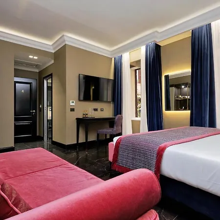 Bq House Colosseo Luxury Rooms-3