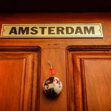 Dutch Cottage-3