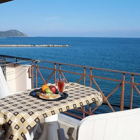 Hotel Pelagos Studios-2