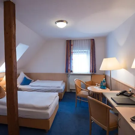 Hotel-Gasthof Weisses Ross-3